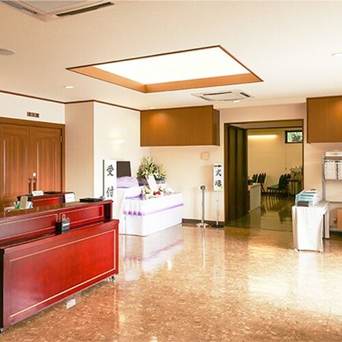 imgi_3_hall2