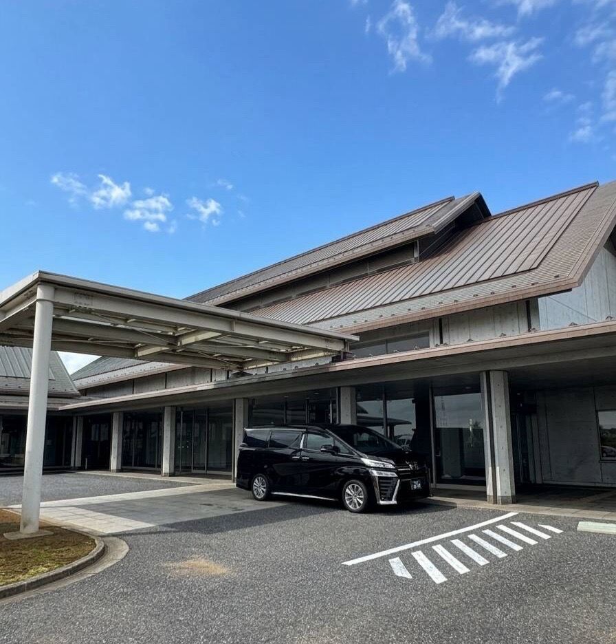 おみがわ聖苑外観